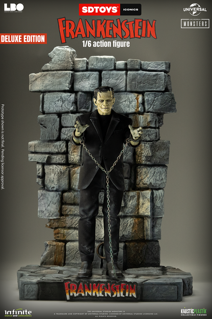 Frankenstein’s Monster 1:6 Action Figure Super Deluxe Edition